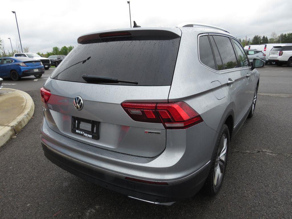 Used 2020 Silver Metallic Volkswagen 2.0T SEL image 7