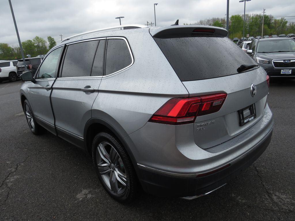 Used 2020 Silver Metallic Volkswagen 2.0T SEL image 8