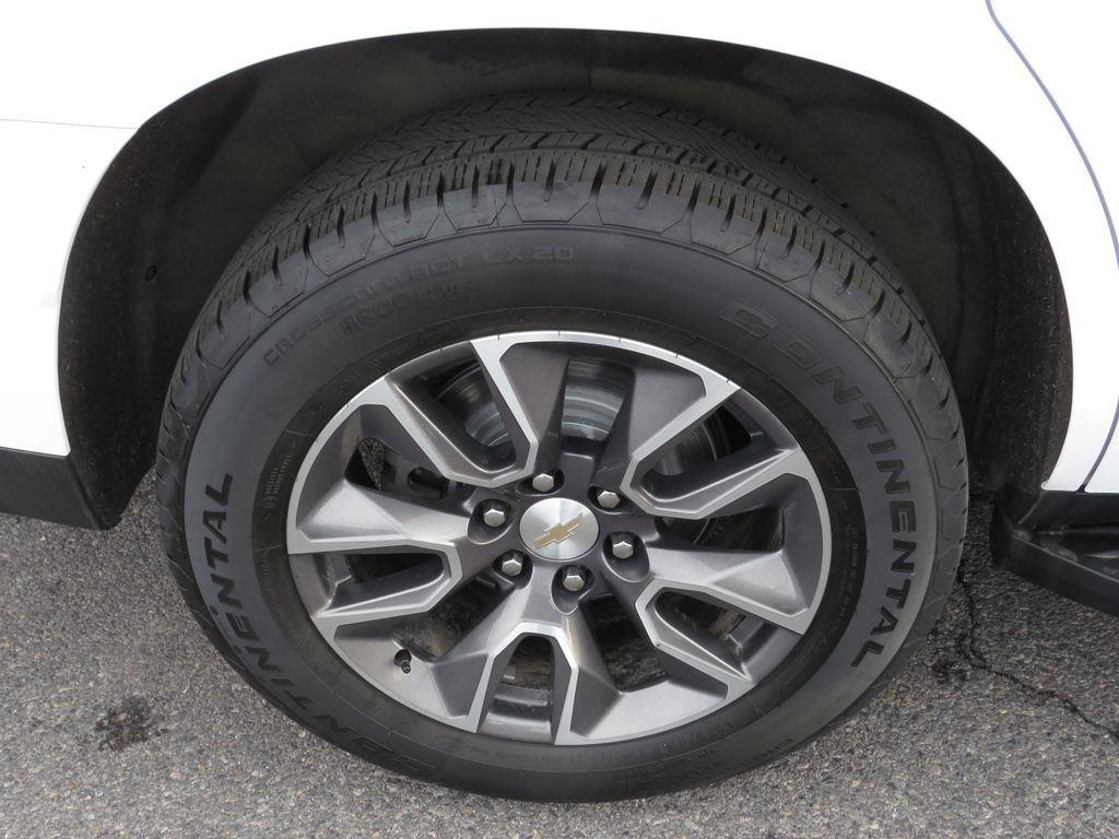 Used 2023 Summit White Chevrolet LT image 15