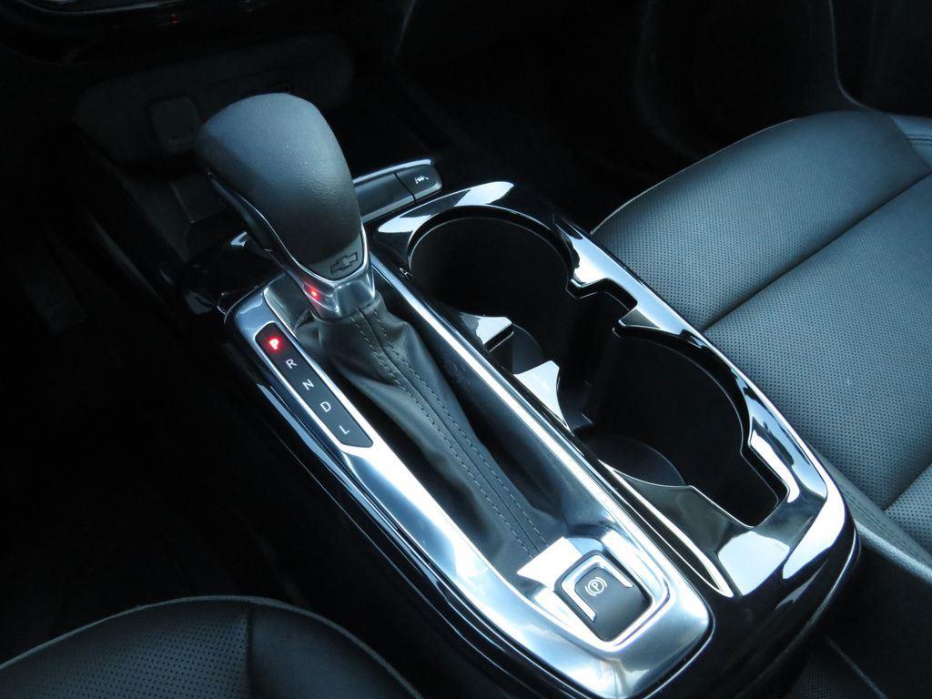 Used 2025 Marina Blue Chevrolet ACTIV image 29