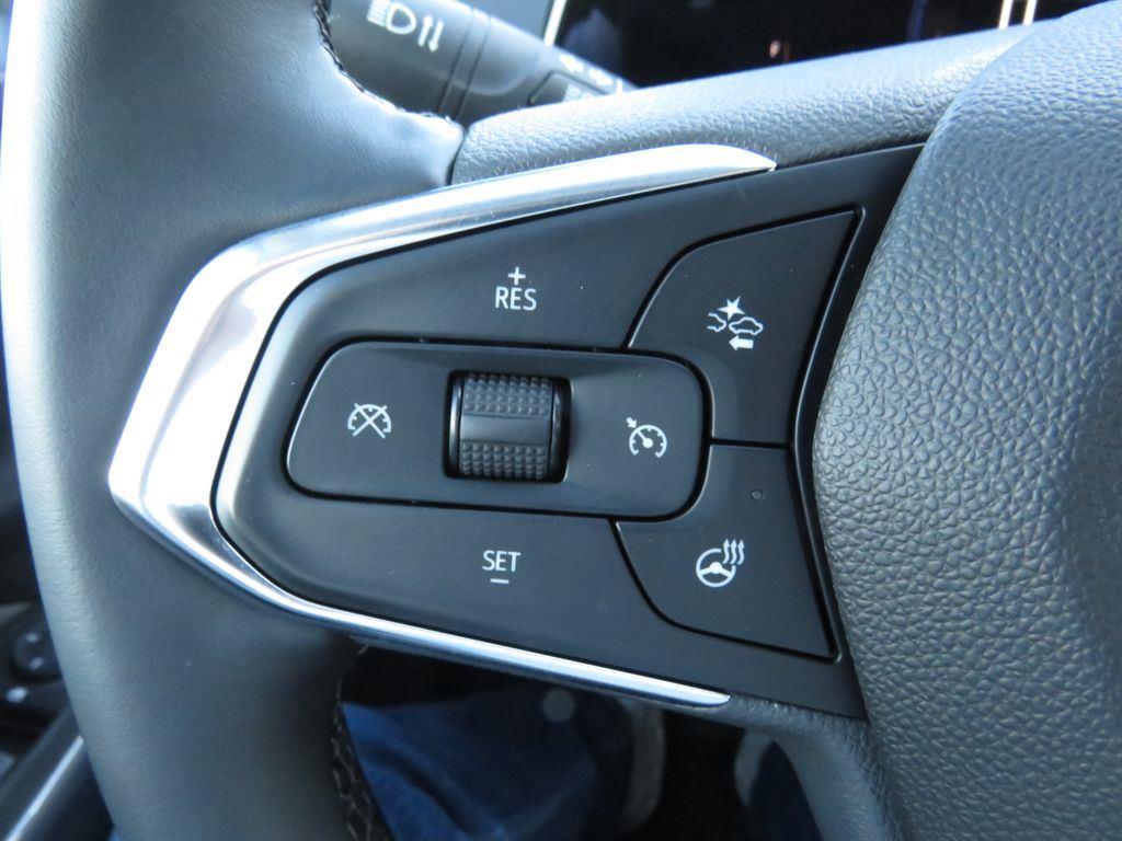 Used 2025 Marina Blue Chevrolet ACTIV image 32