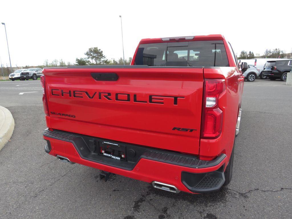 Used 2021 Red Chevrolet RST image 8