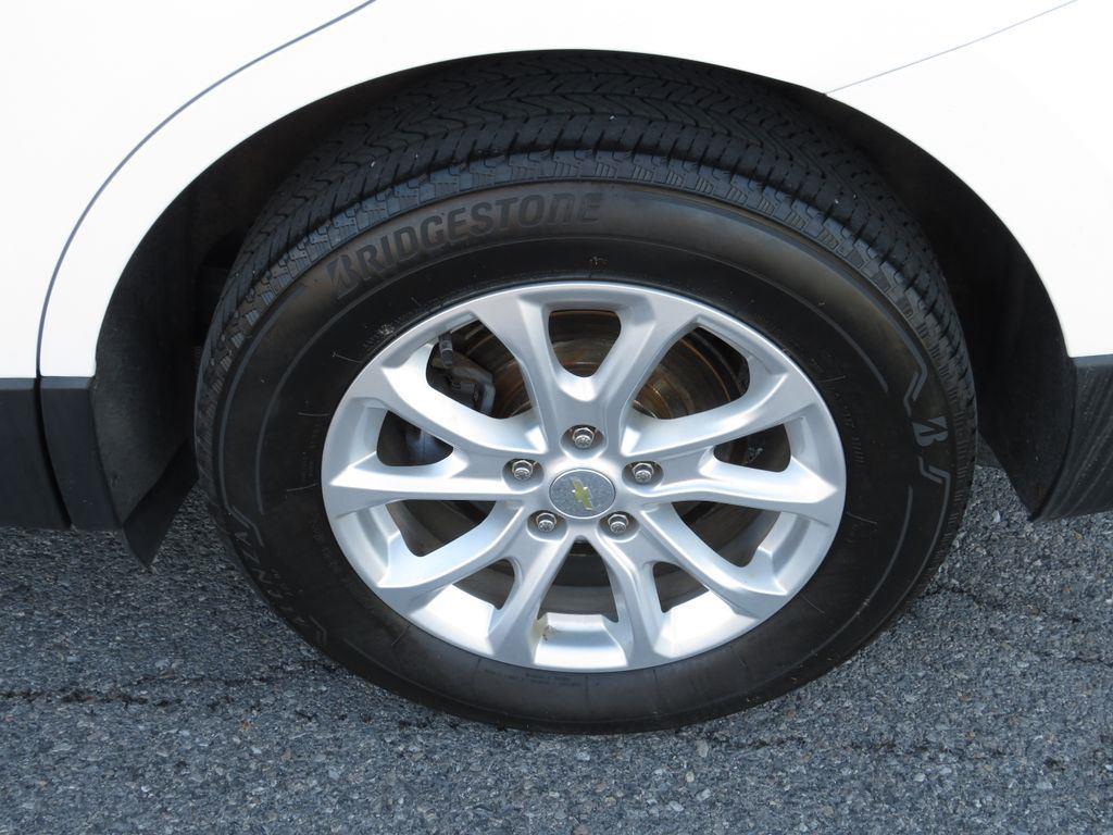 Used 2020 Summit White Chevrolet LT image 16