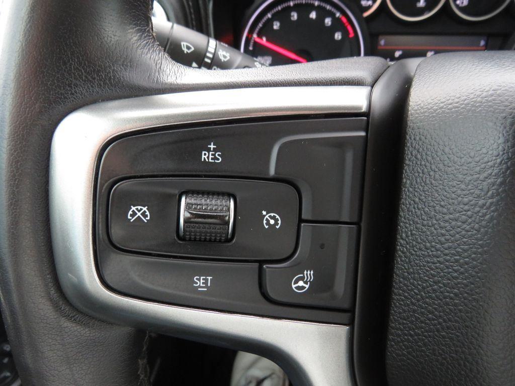 Used 2021 Red Chevrolet RST image 27