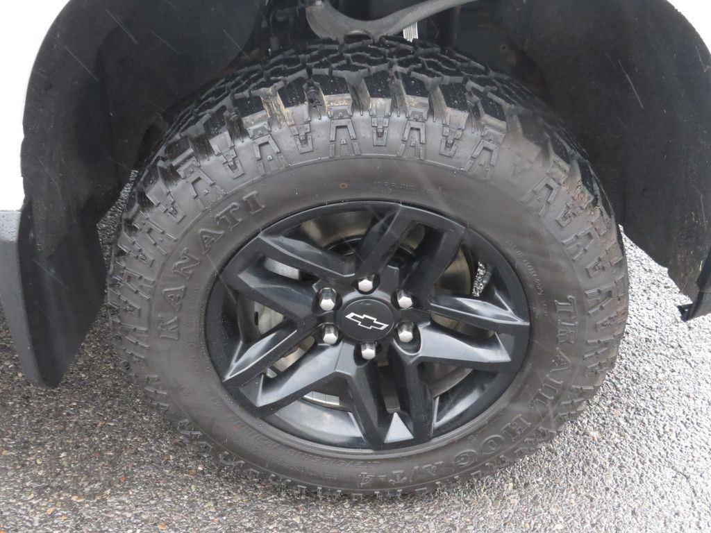 Used 2021 Summit White Chevrolet Custom Trail Boss image 14