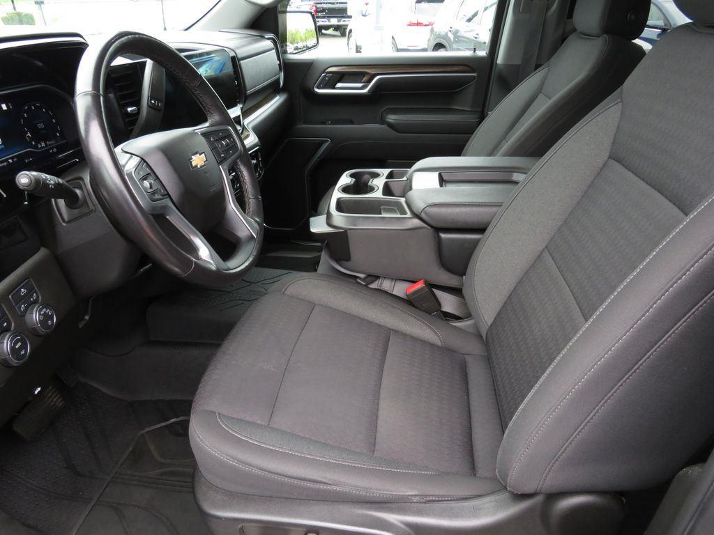 Used 2022 Blue Metallic Chevrolet LT image 19