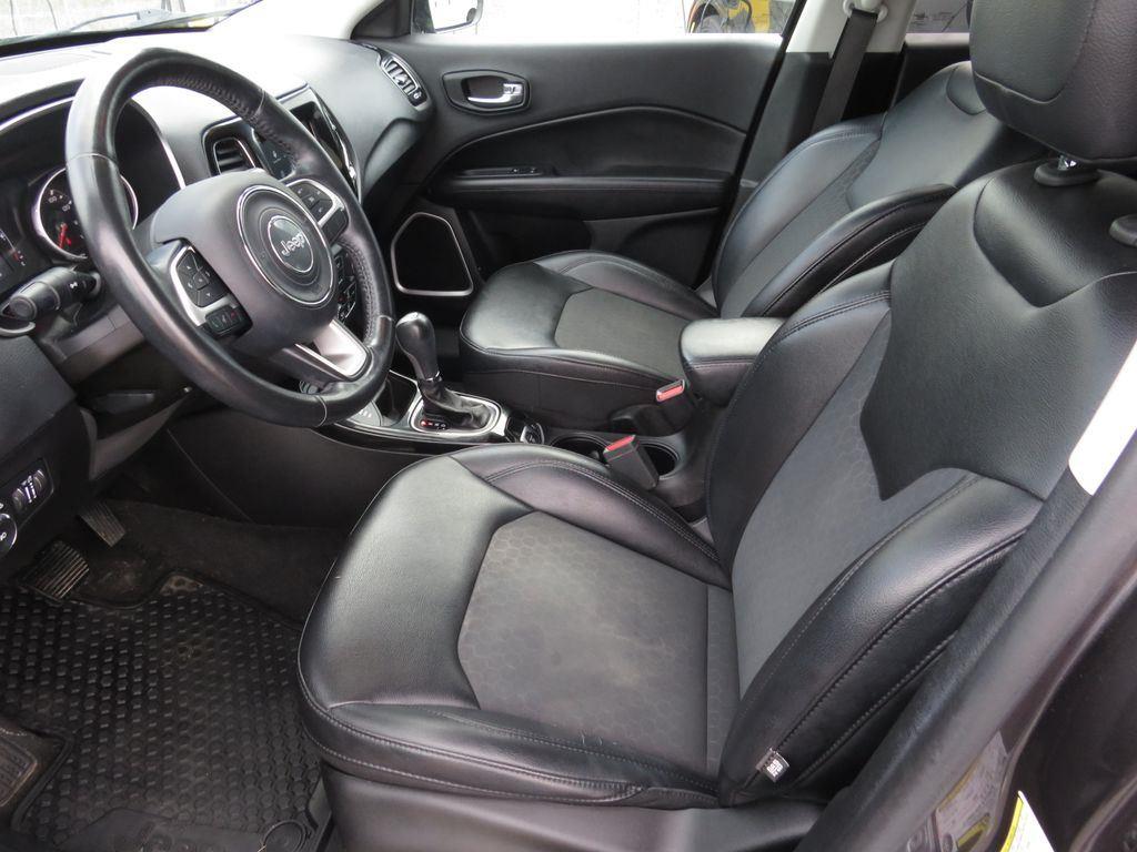 Used 2019 Granite Crystal Metallic Clear Jeep Altitude image 20