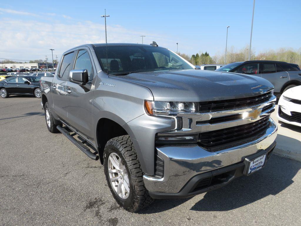 Used 2022 Steel Metallic Chevrolet LT image 3