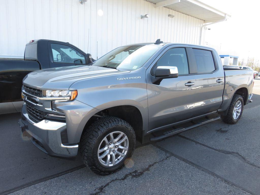 Used 2022 Steel Metallic Chevrolet LT image 11