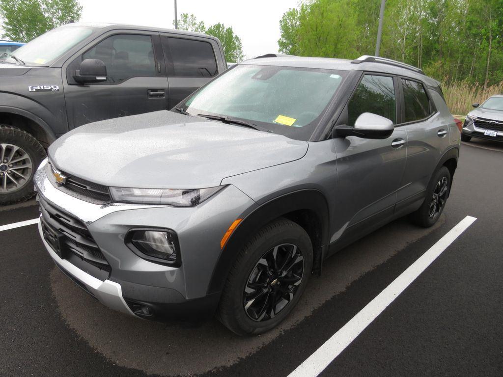 Used 2023 Sterling Gray Metallic Chevrolet LT image 6