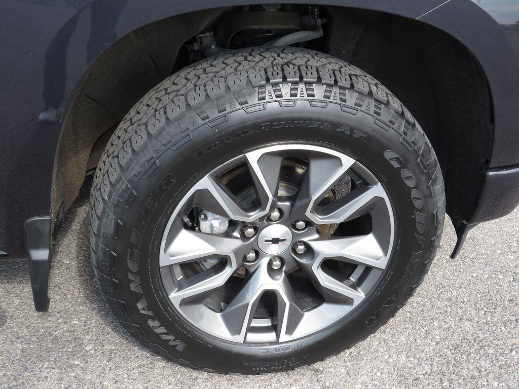 Used 2023 Ash Chevrolet RST image 13