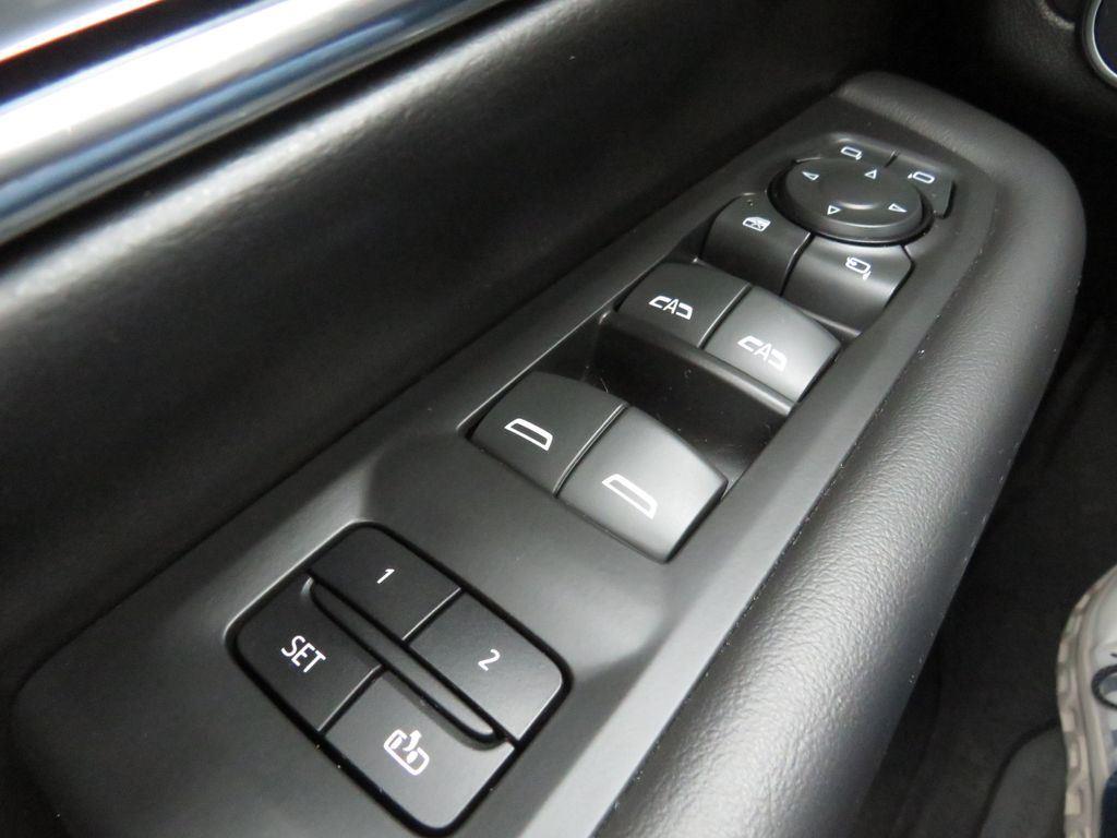 Used 2023 Summit White Chevrolet LT image 31