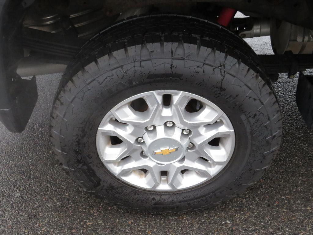 Used 2024 Black Chevrolet LT image 13