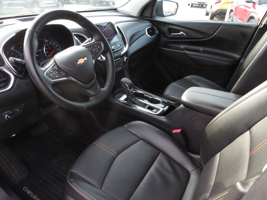 Used 2024 Lakeshore Blue Chevrolet Premier image 19