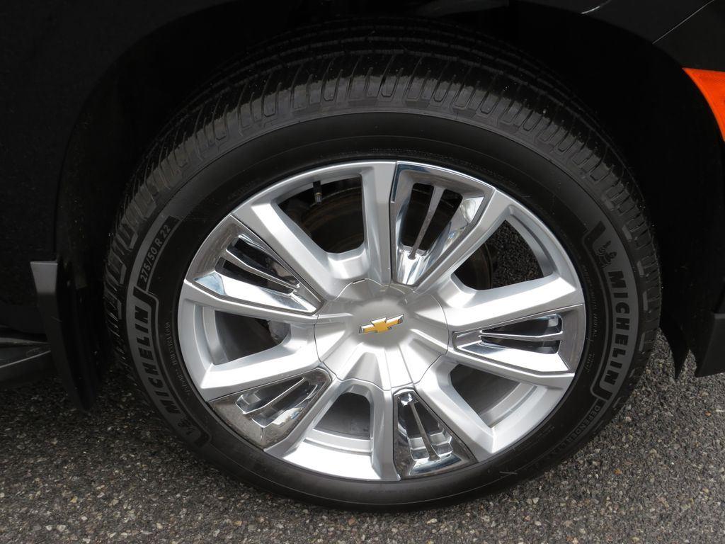 Used 2021 Black Chevrolet High Country image 16