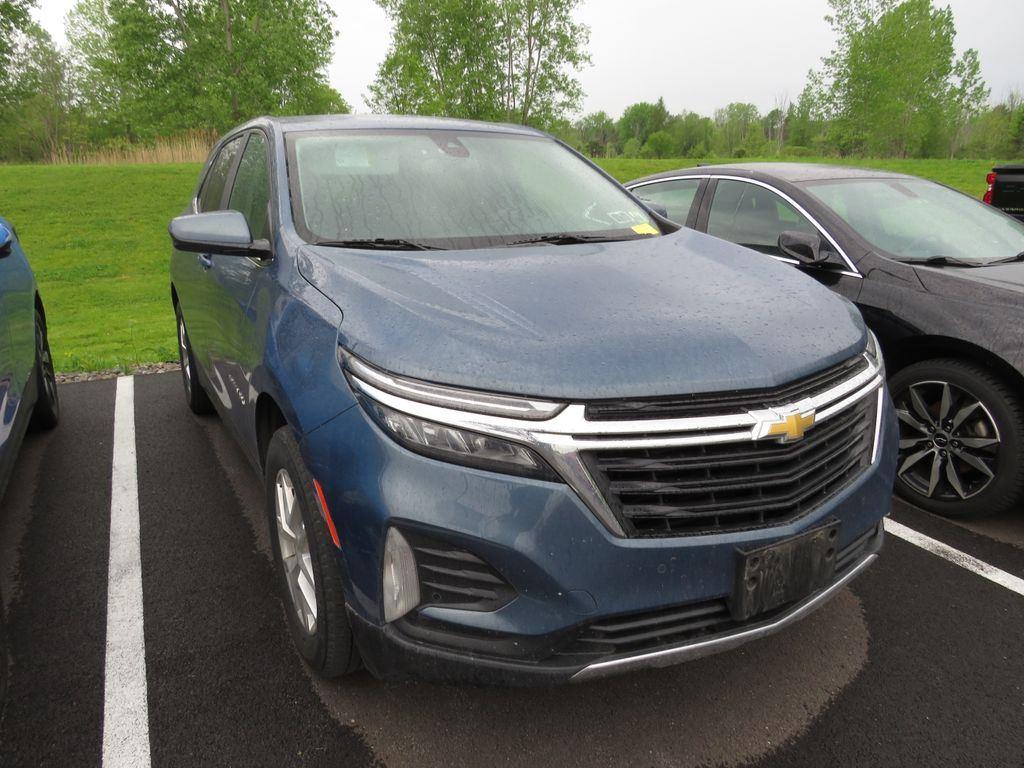 Used 2024 Lakeshore Blue Chevrolet LT image 3