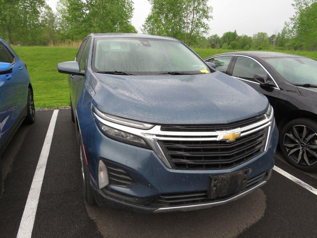 Used 2024 Lakeshore Blue Chevrolet LT image 4