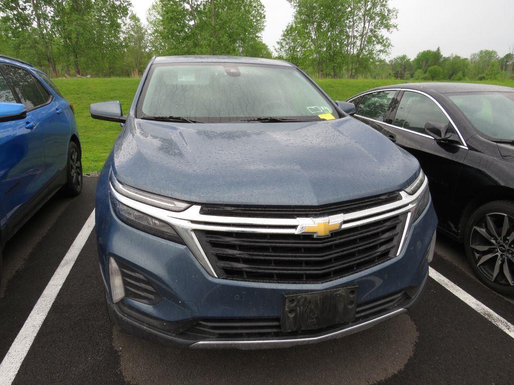 Used 2024 Lakeshore Blue Chevrolet LT image 5