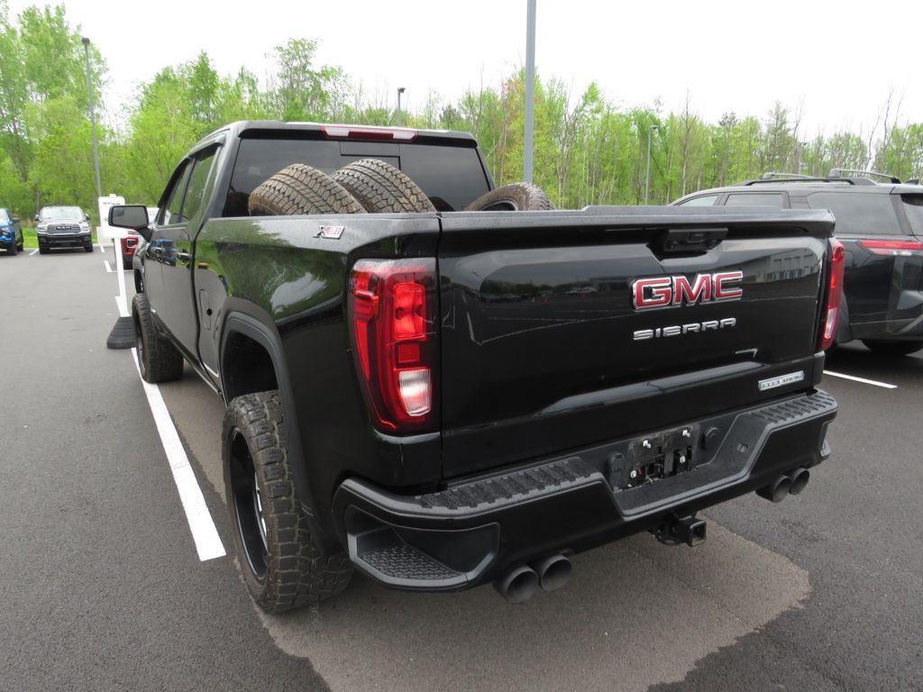 Used 2025 Onyx Black GMC Elevation image 11