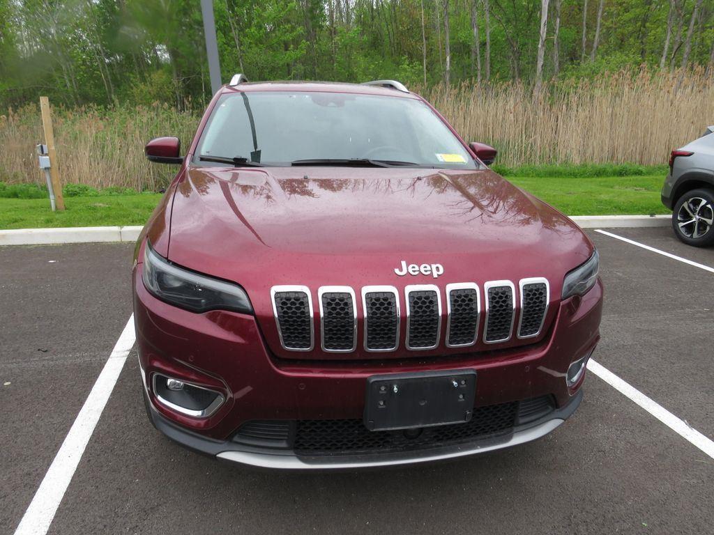 Used 2021 Velvet Red Pearlcoat Jeep Limited image 5
