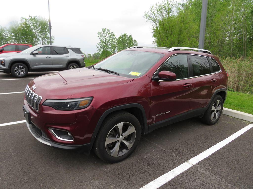 Used 2021 Velvet Red Pearlcoat Jeep Limited image 8