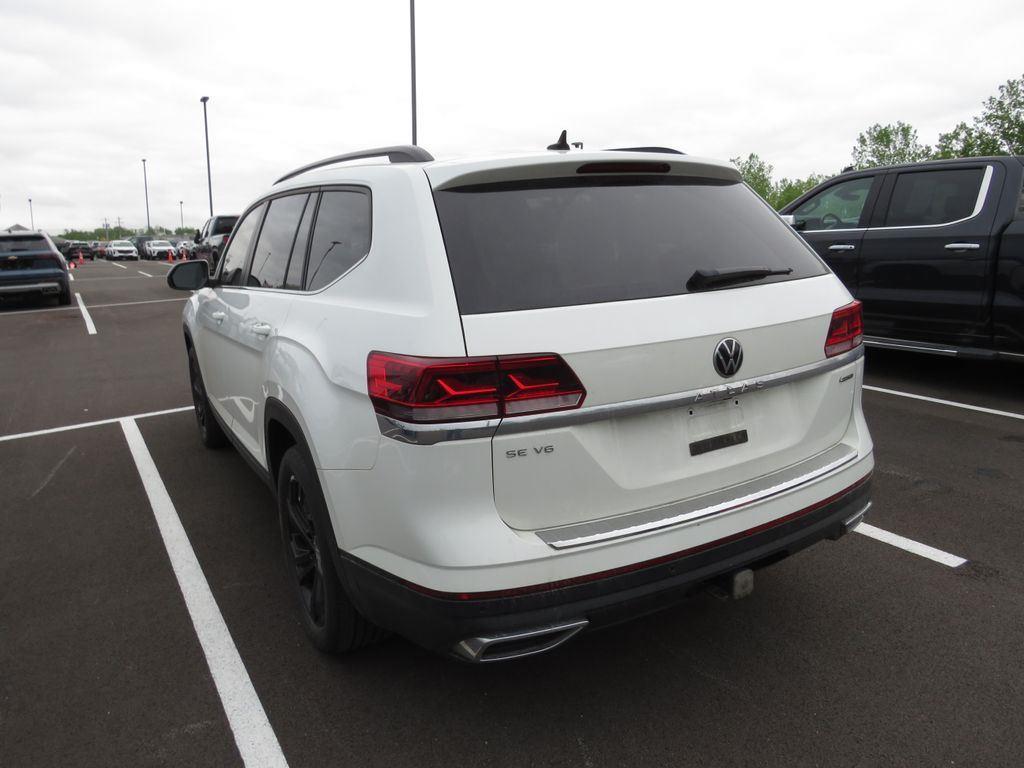 Used 2023 Pure White Volkswagen 3.6L V6 SE w/Technology image 11