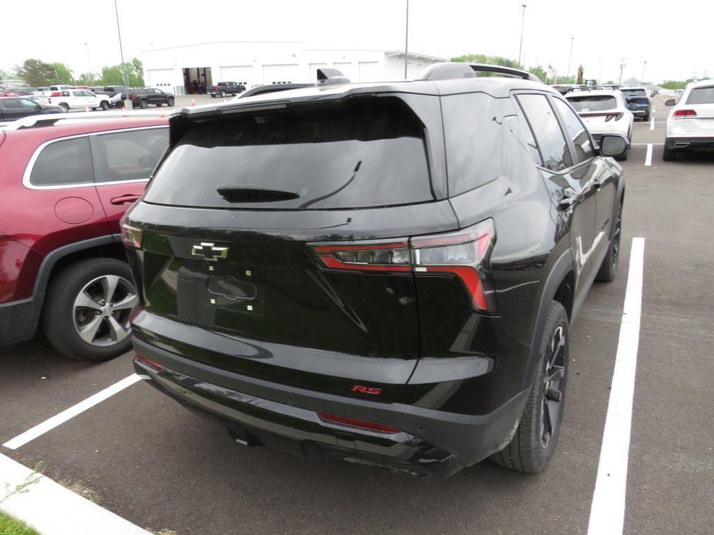 Used 2025 Black Metallic CHEVROLET TRUCK RS image 9