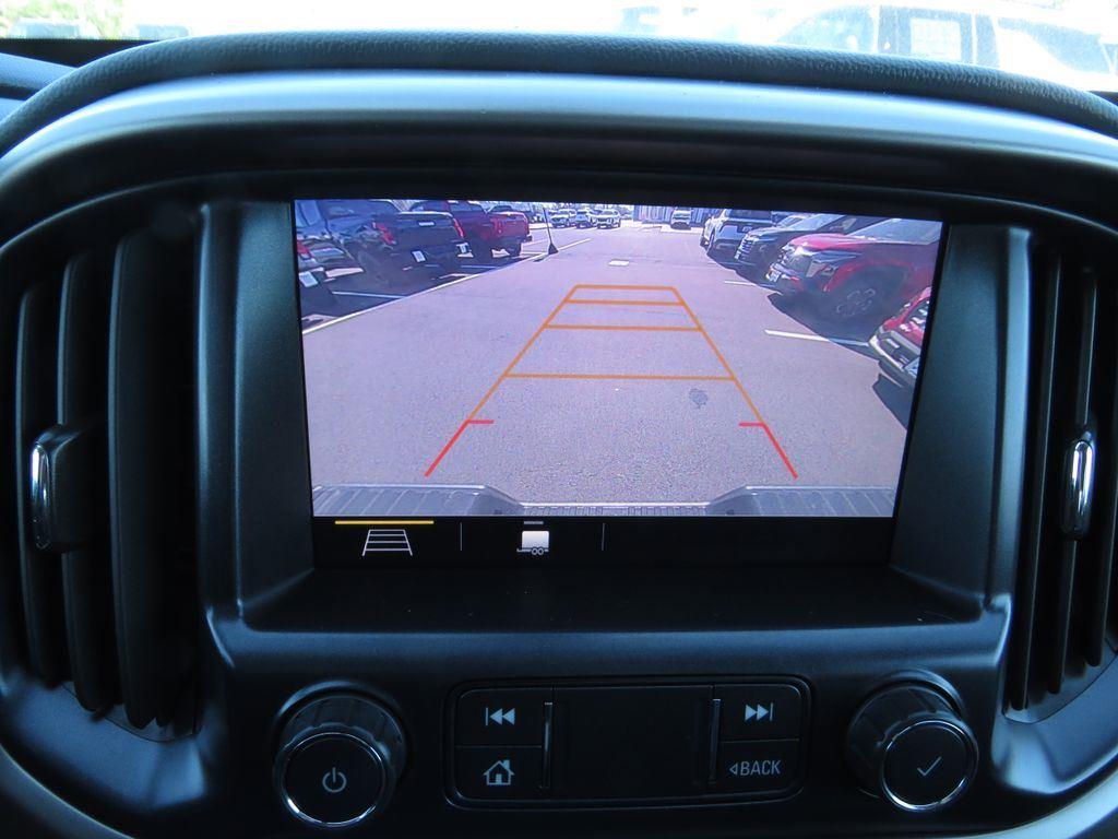 Used 2021 Steel Metallic Chevrolet Z71 image 31