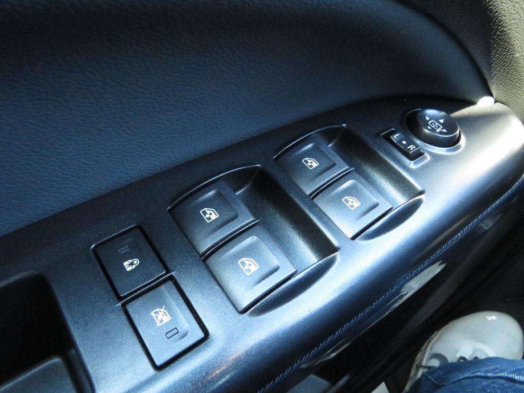 Used 2021 Steel Metallic Chevrolet Z71 image 32