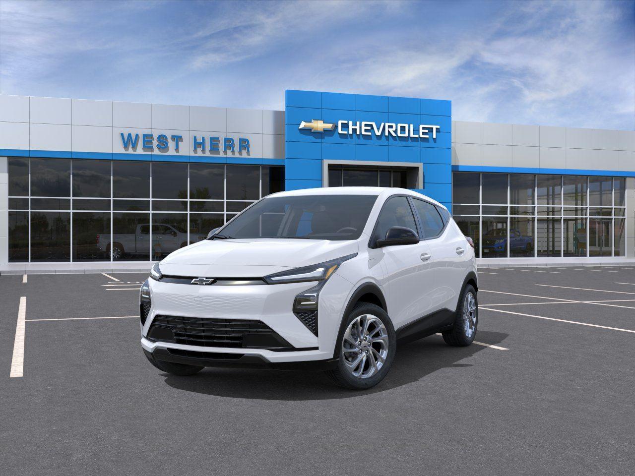 New 2027 Summit White Chevrolet LT image 8