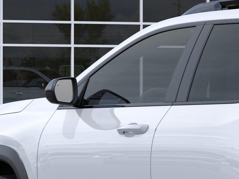New 2027 Polar White Tricoat Chevrolet AWD RS image 12