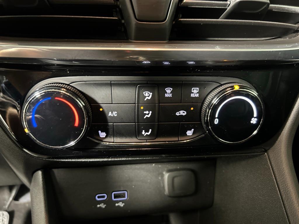 Used 2024 Summit White Buick Sport Touring image 21