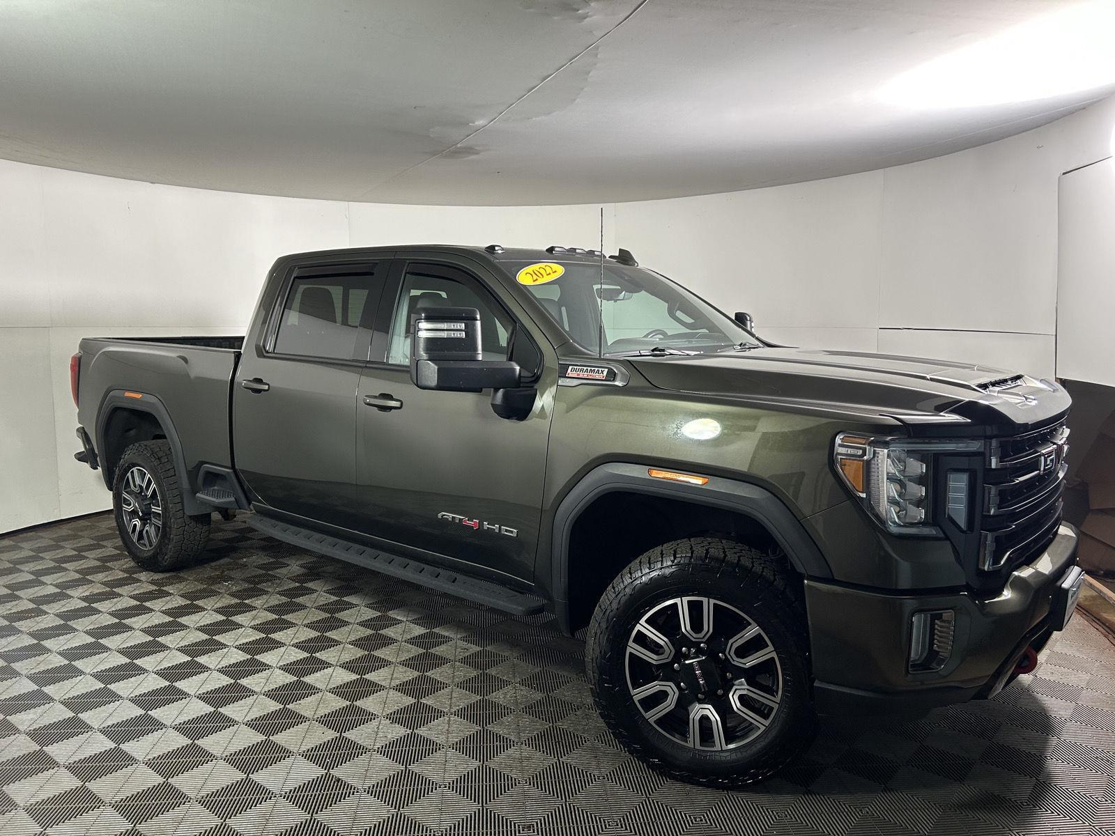 Used 2022 Forest Metallic GMC AT4 image 2