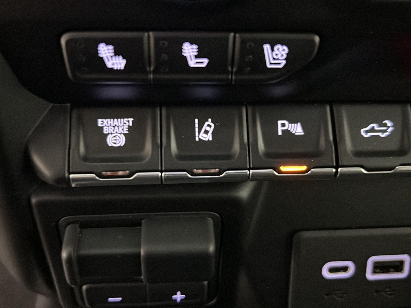 Used 2022 Forest Metallic GMC AT4 image 33