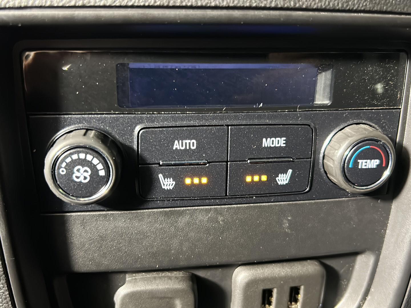 Used 2020 Espresso Buick Essence image 33
