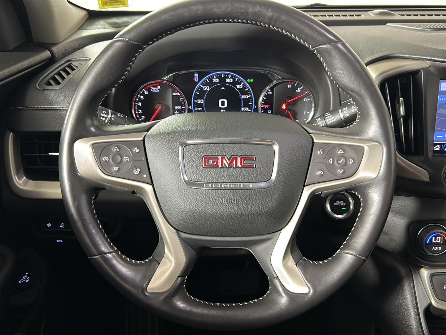 Used 2022 Marine Metallic GMC Denali image 33