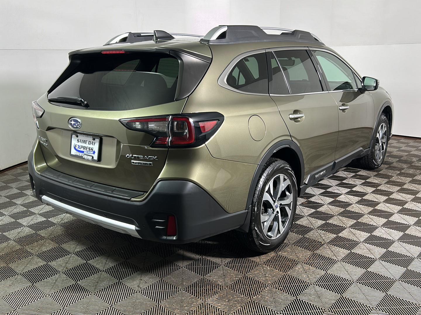 Used 2022 Autumn Green Metallic Subaru Touring image 6