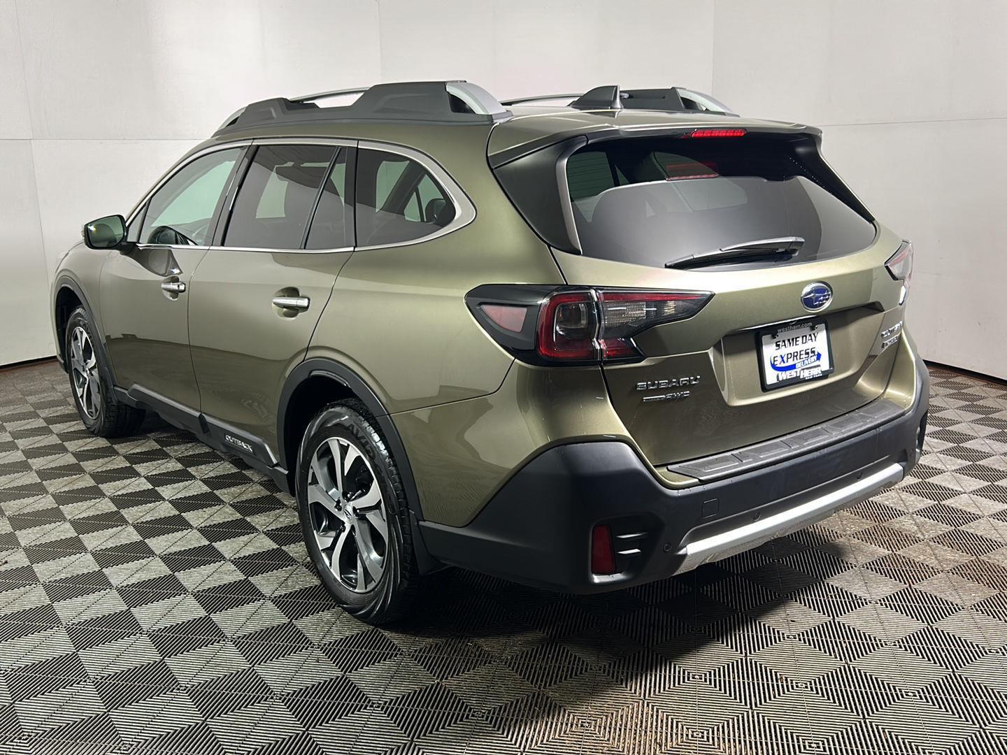 Used 2022 Autumn Green Metallic Subaru Touring image 10