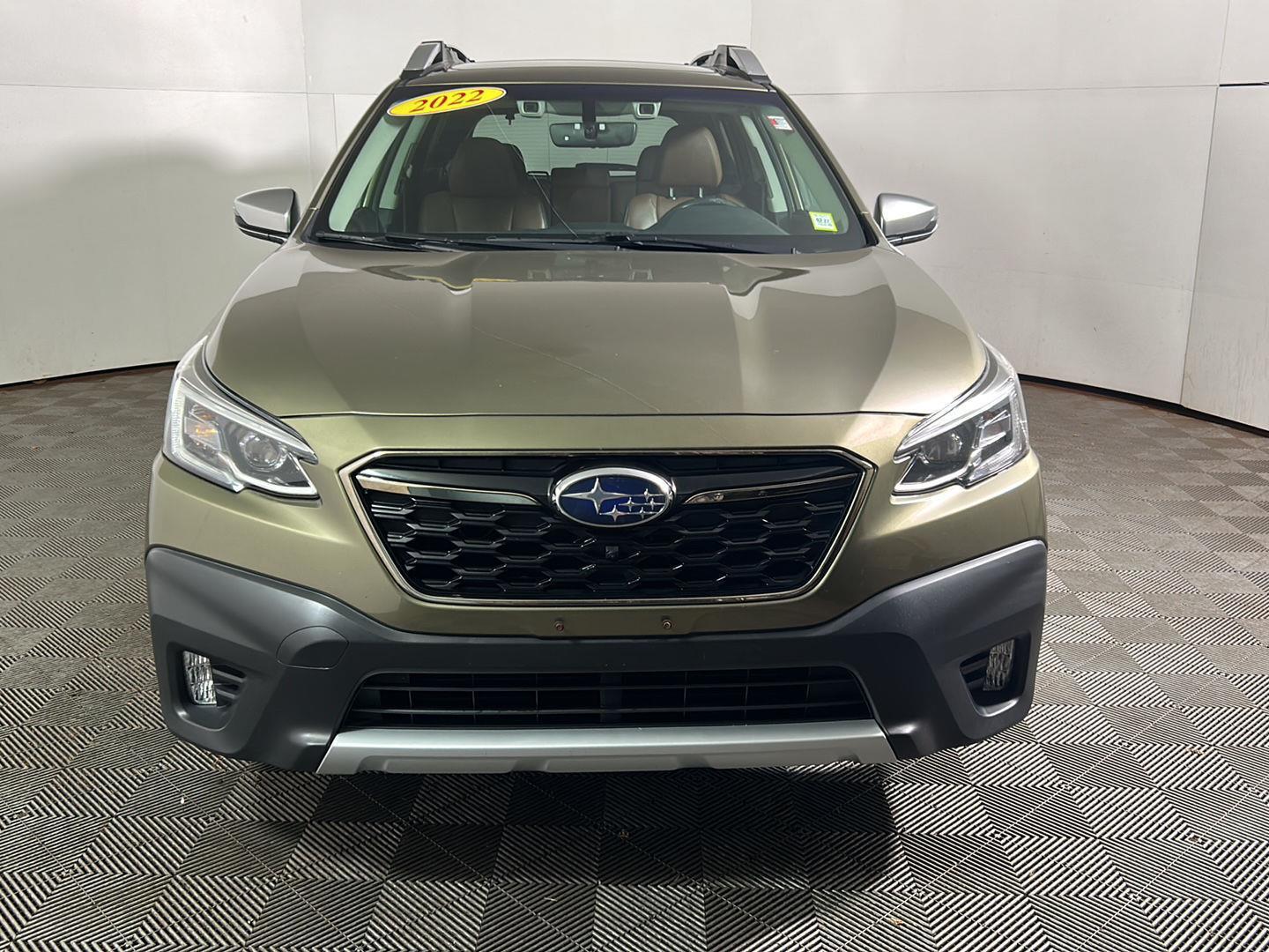 Used 2022 Autumn Green Metallic Subaru Touring image 12