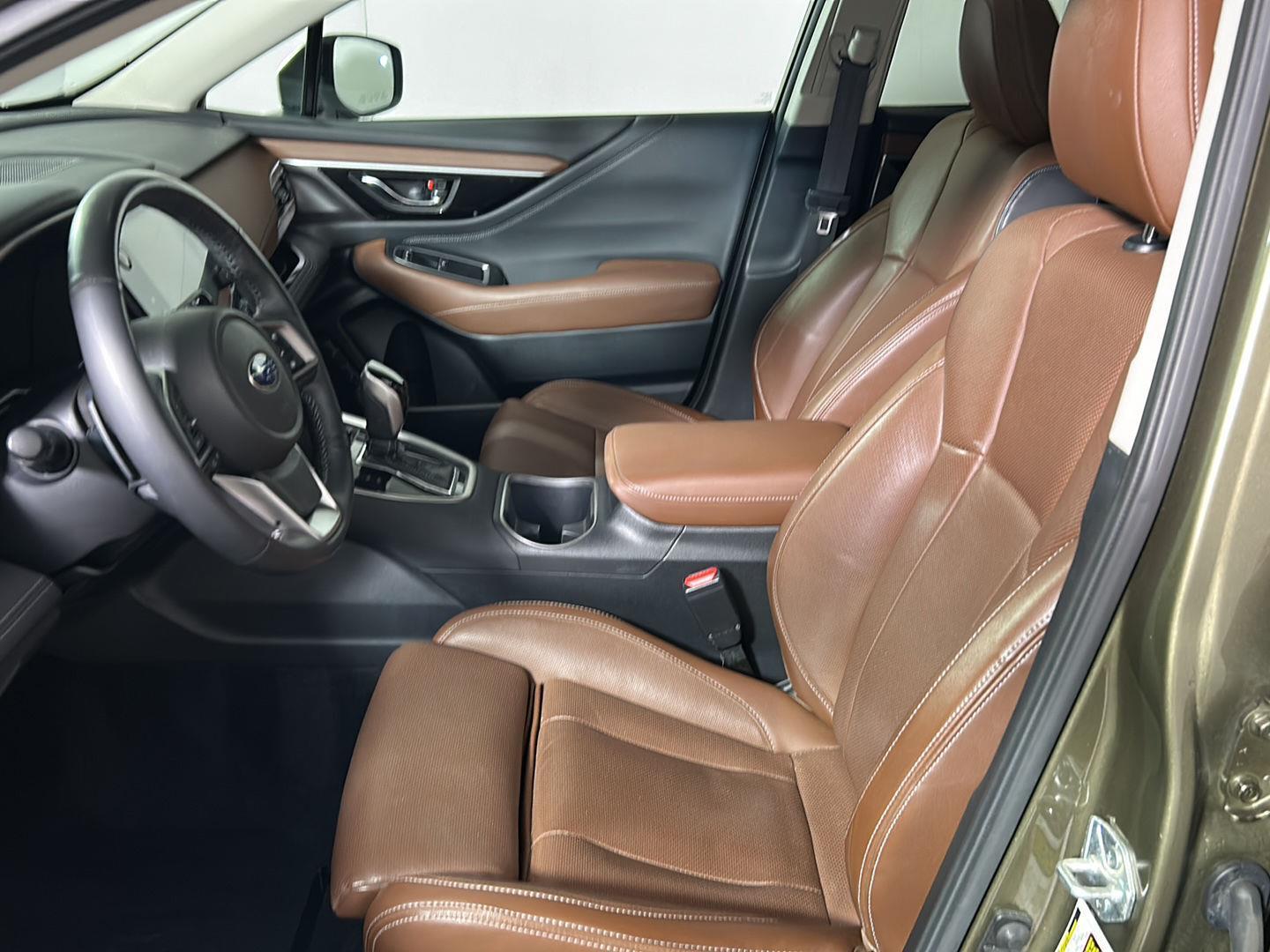 Used 2022 Autumn Green Metallic Subaru Touring image 14