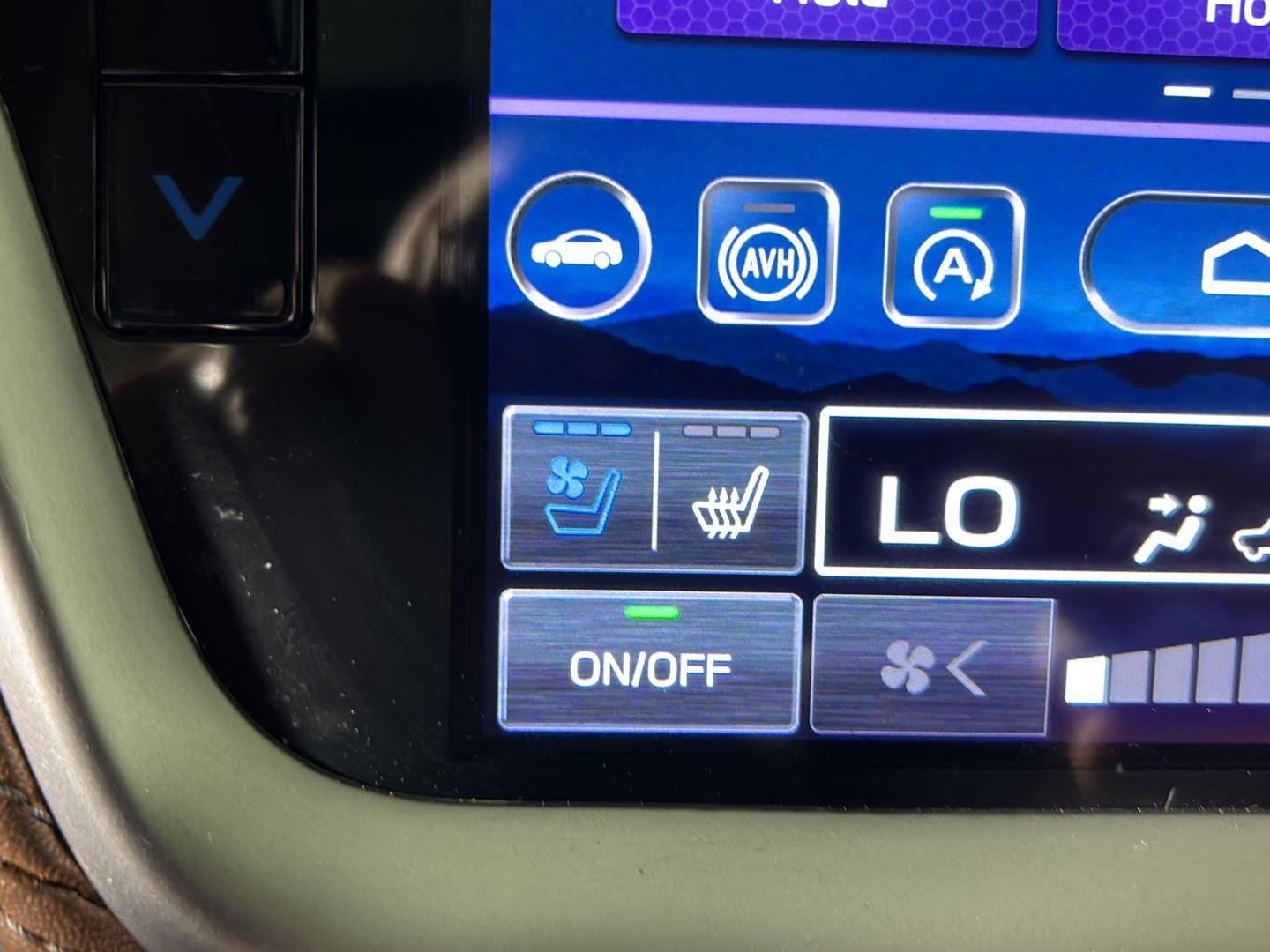 Used 2022 Autumn Green Metallic Subaru Touring image 26