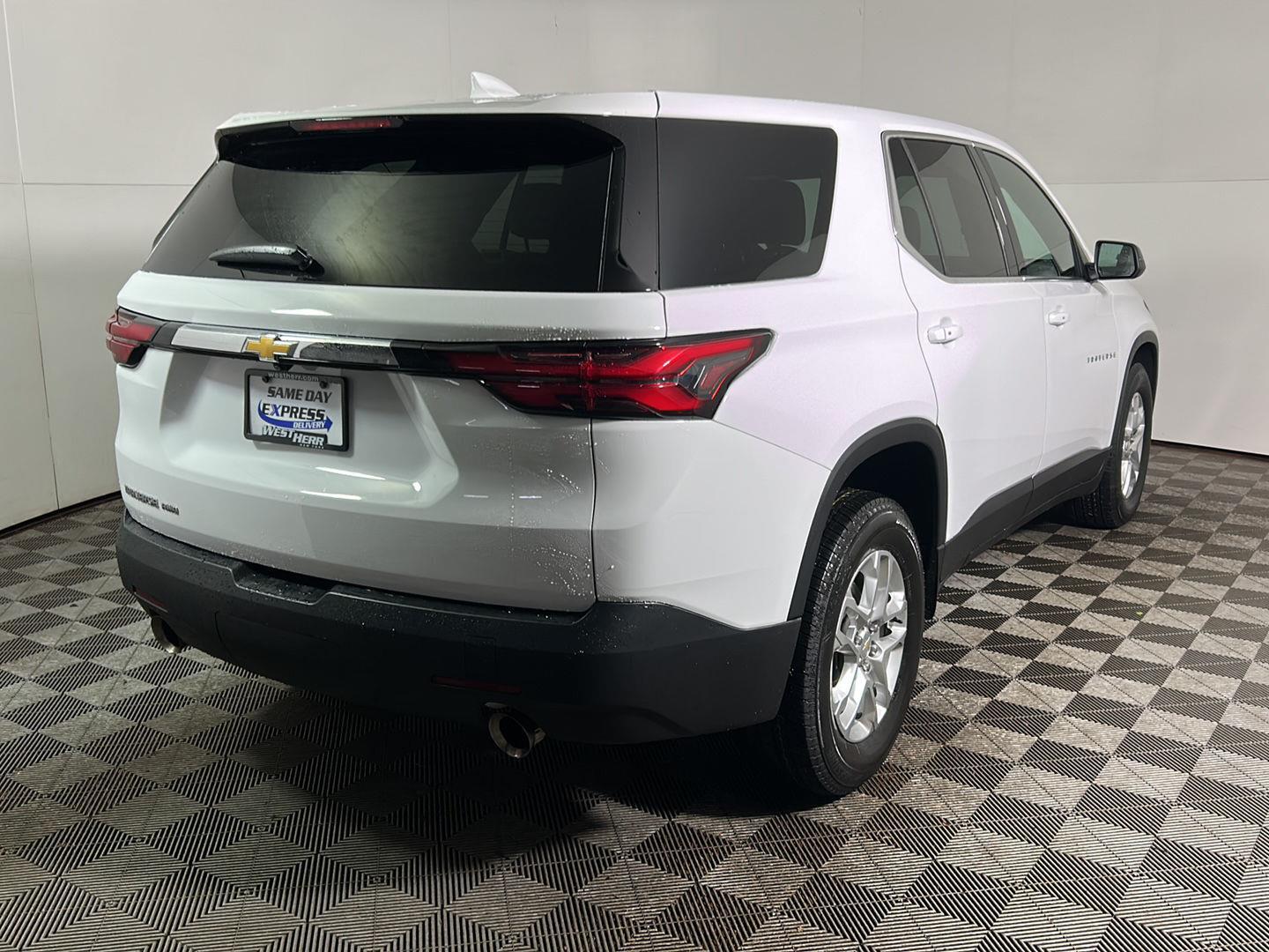 Used 2023 Summit White Chevrolet LS image 6