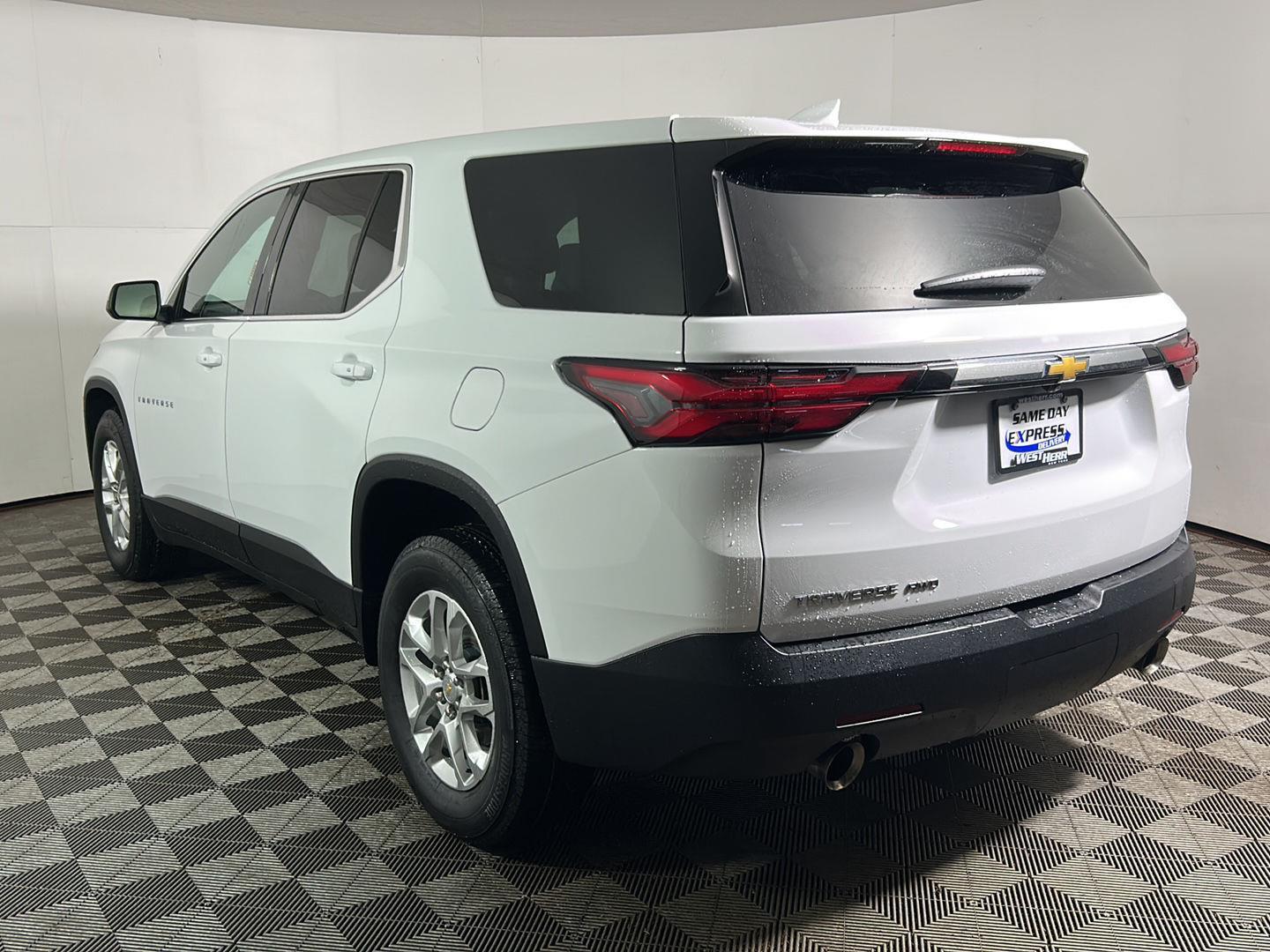 Used 2023 Summit White Chevrolet LS image 9