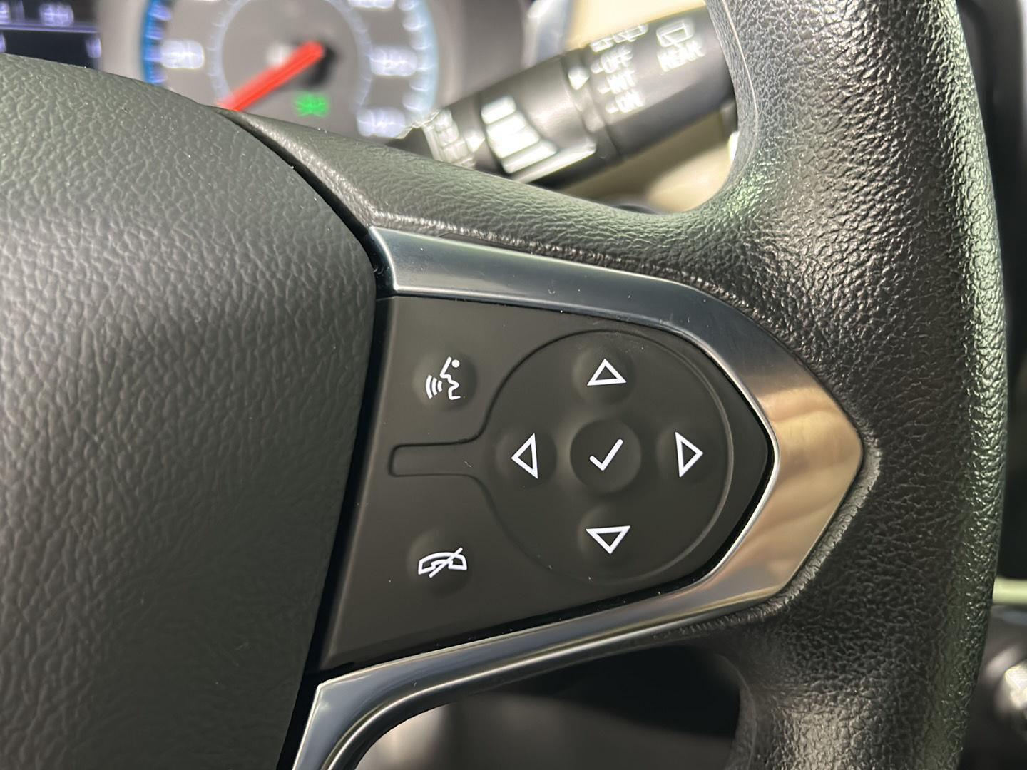 Used 2023 Summit White Chevrolet LS image 21