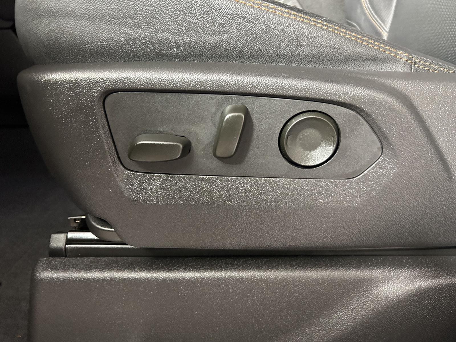 Used 2024 Titanium Rush Metallic GMC AT4 image 15