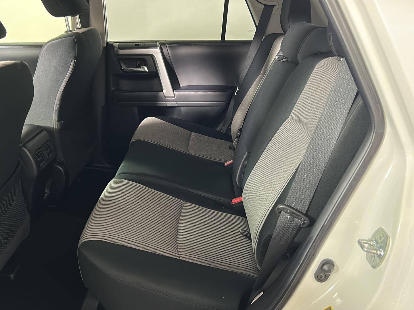 Used 2023 Ice Cap Toyota SR5 image 15