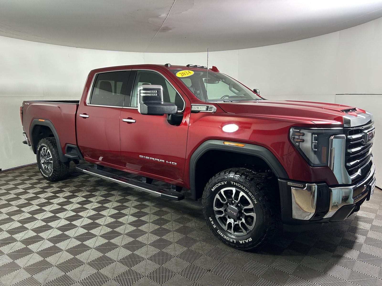 Used 2024 Volcanic Red Tintcoat GMC SLT image 5