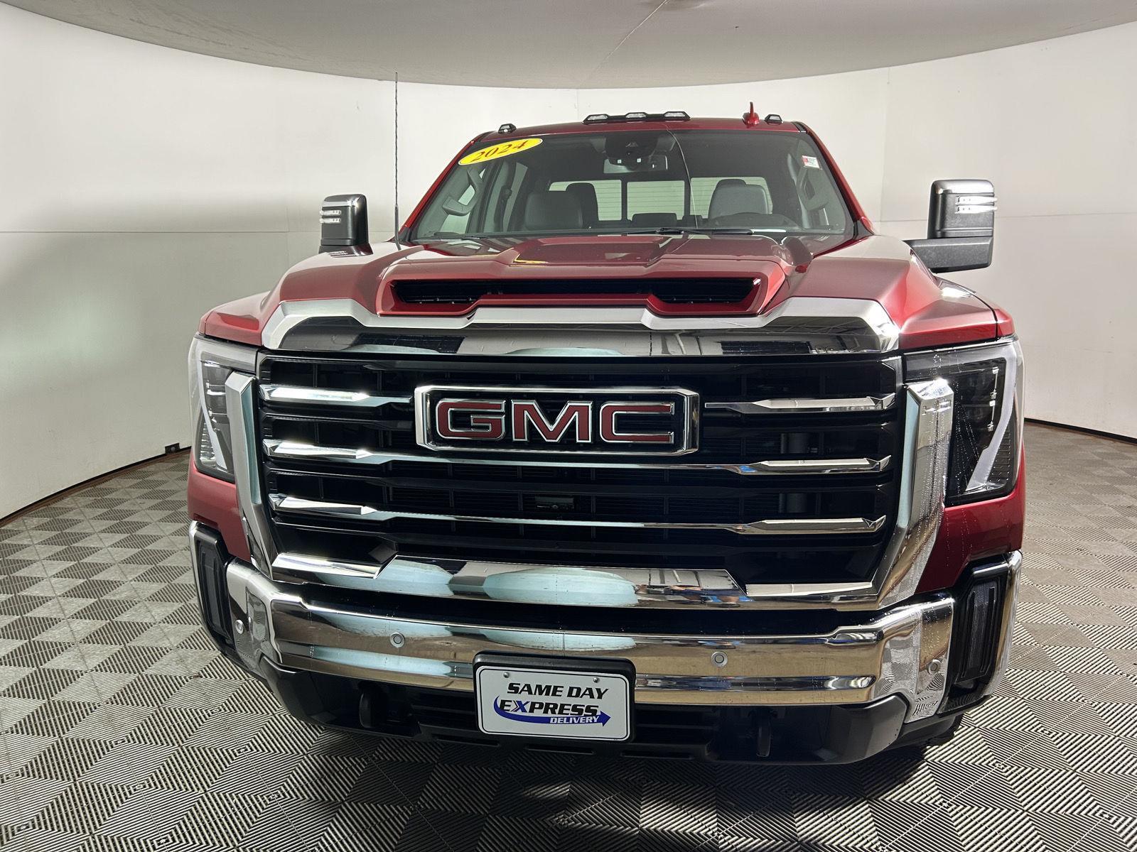 Used 2024 Volcanic Red Tintcoat GMC SLT image 12