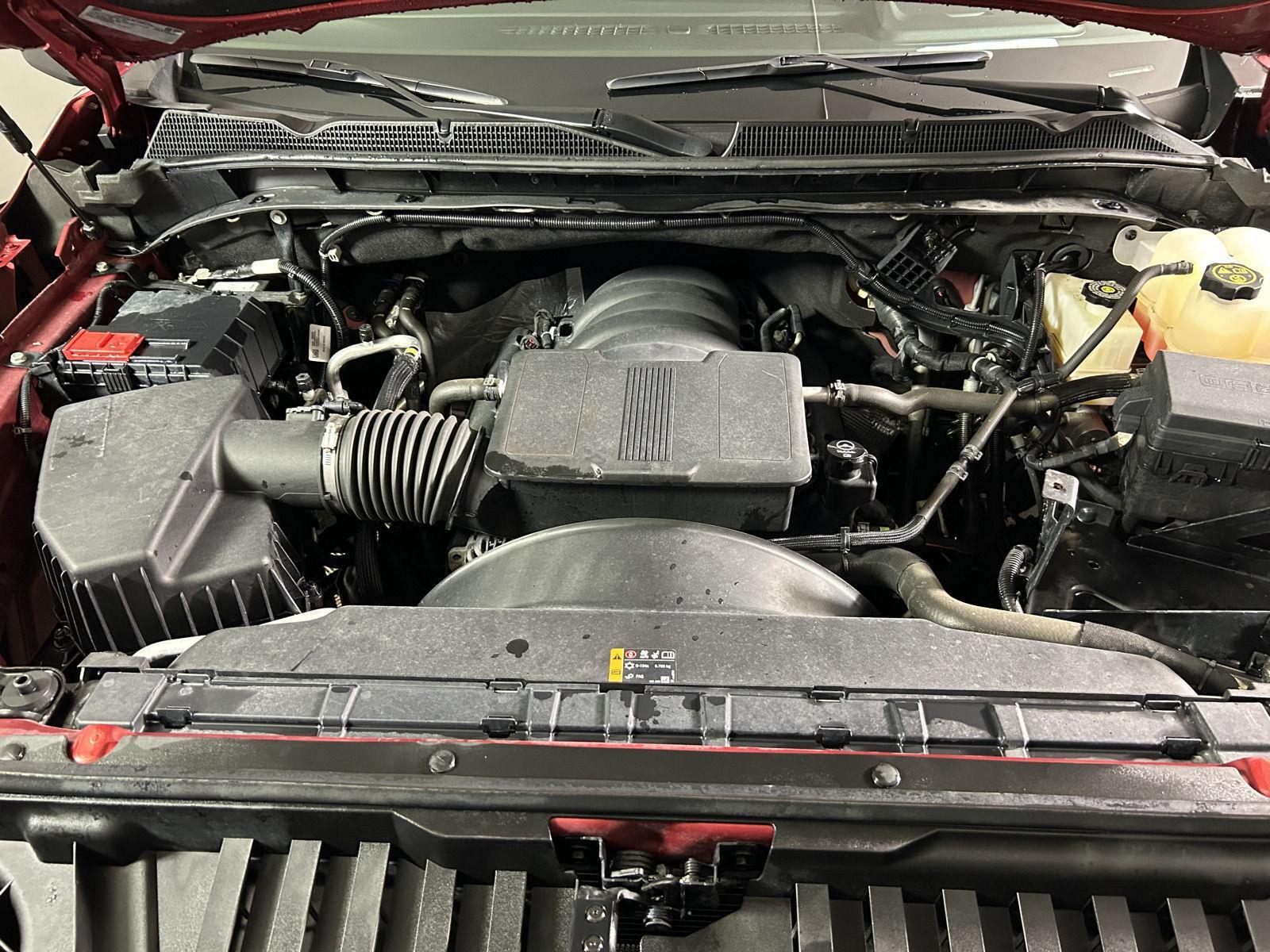 Used 2024 Volcanic Red Tintcoat GMC SLT image 13