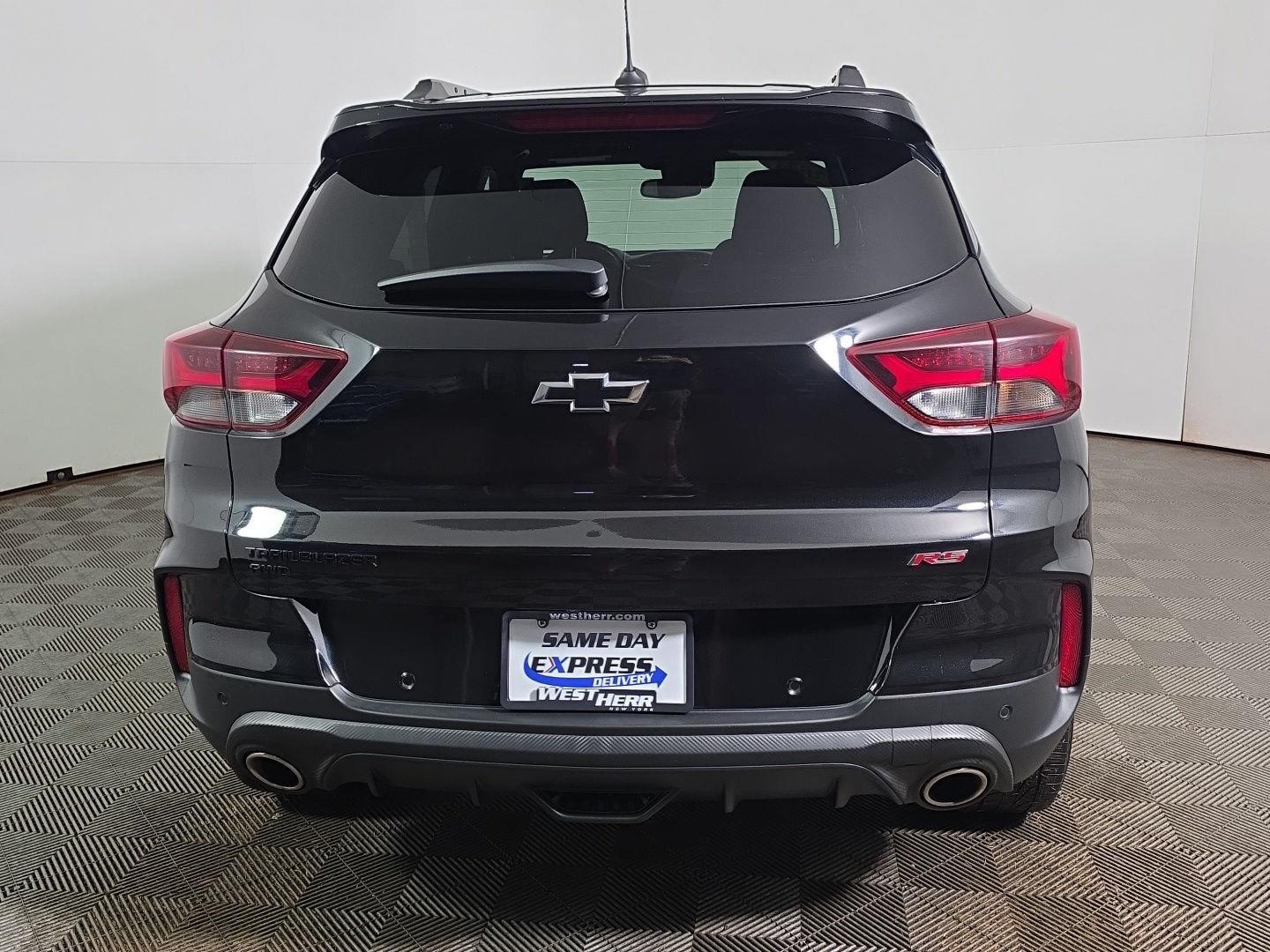 Used 2021 Mosaic Black Metallic Chevrolet RS image 7